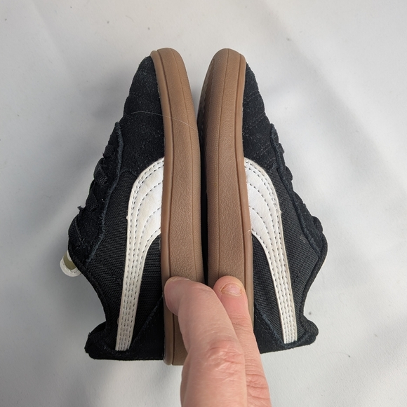 PUMA Unisex Baby Kid Shoes Flat Black Suede Size 7 Tan Soles - Picture 8 of 8